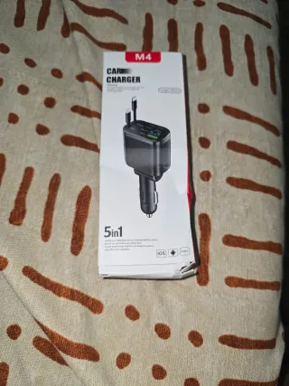 Cargador M4 para Coche 5 en 1