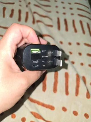 Cargador M4 para Coche 5 en 1