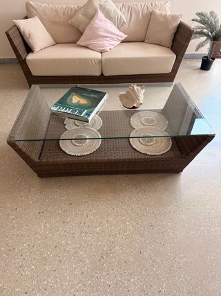 Sofá de jardín mimbre y tela beige