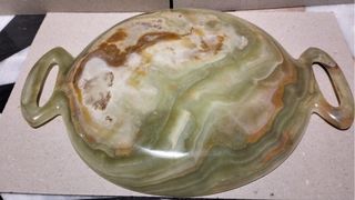 Bandeja de mármol con asas