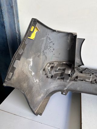 Paragolpe trasero peugeot 207 SW ref: 9680251477