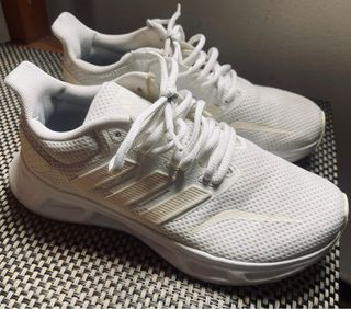 Zapatillas deportivas, varias marcas originales.