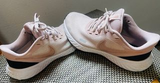 Zapatillas deportivas, varias marcas originales.