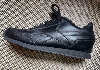 Zapatillas deportivas, varias marcas originales.