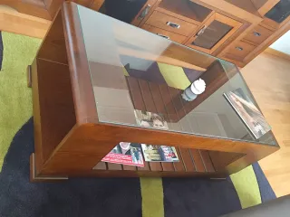 Mesa de centro madera y cristal,
