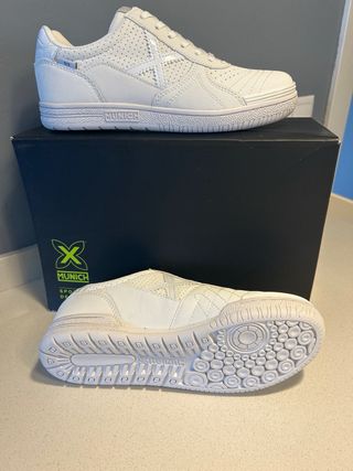 Zapatillas Munich blancas 37