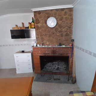 CHALET JUNTO A LA MONTAÑA EN YECLA