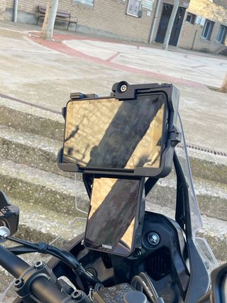 Soporte Tablet Yamaha Tenere - Fibra de carbono