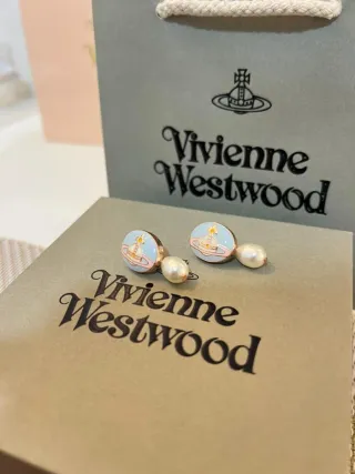 Pendientes Vivienne Westwood Orb Perla