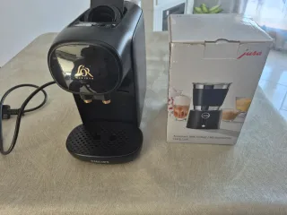 Cafetera Lór Barista y Espumador Jura