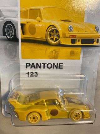 Hot Wheels Porsche 934/5
