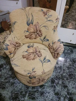 Butaca cómoda floral