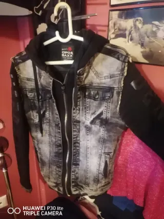 Chaqueta vaquera con capucha chico