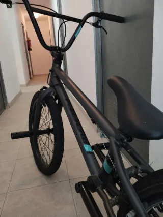 Bicicleta BMX Monty