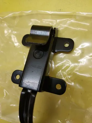 ASEGURADOR TOPE PUERTA TRASERA SPRINTER VW LT II