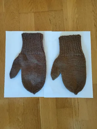 Manoplas lana artesanos años 60