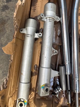 Botellas Suspension Honda CBR 125 R 2005