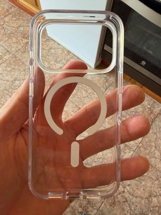 Funda INTECAT iPhone 17 Pro Transparente MagSafe.