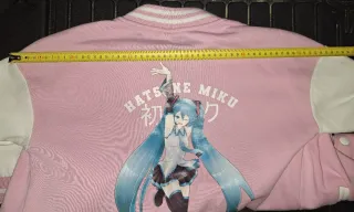 Chaqueta Bomber Rosa y Blanca Hatsune Miku