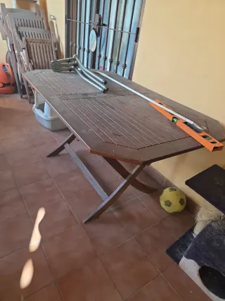 Mesa de terraza con 6 sillaa