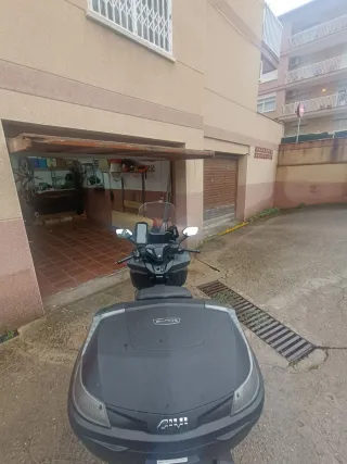 Honda Forza 125 Negra Automática