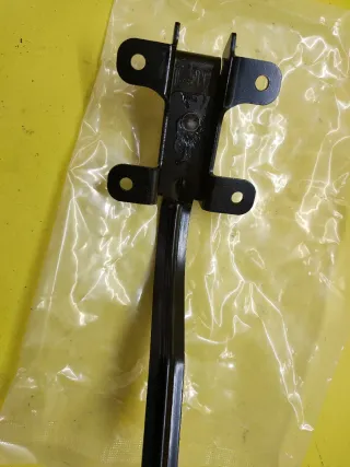 ASEGURADOR TOPE PUERTA TRASERA SPRINTER VW LT II