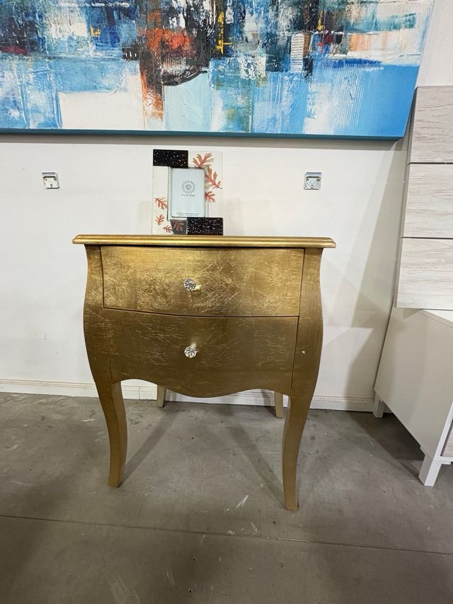 Cómoda Lacada Dorado