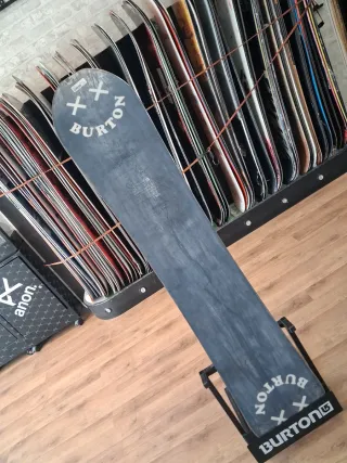 Tabla Snowboard 154 Burton skeleton key