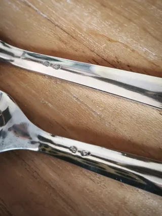 Cubiertos de plata con estuche