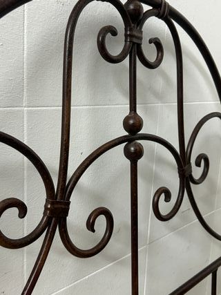 Cabecero de Hierro