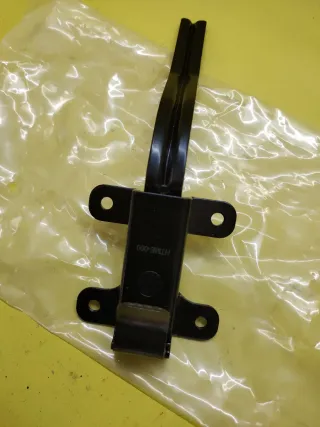 ASEGURADOR TOPE PUERTA TRASERA SPRINTER VW LT II