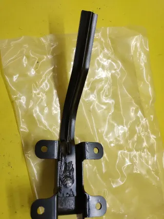 ASEGURADOR TOPE PUERTA TRASERA SPRINTER VW LT II