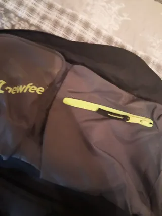 Bandolera Mochila Negra y Gris