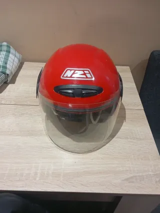 Casco NZI Helix infantil rojo