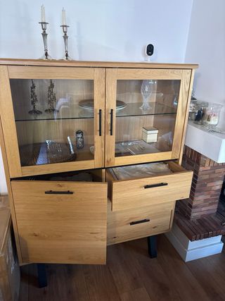 Vitrina madera y cristal seminueva