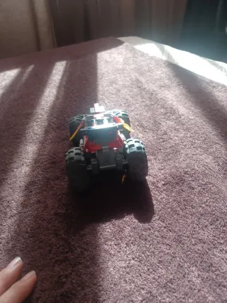 Coche de juguete todoterreno lego