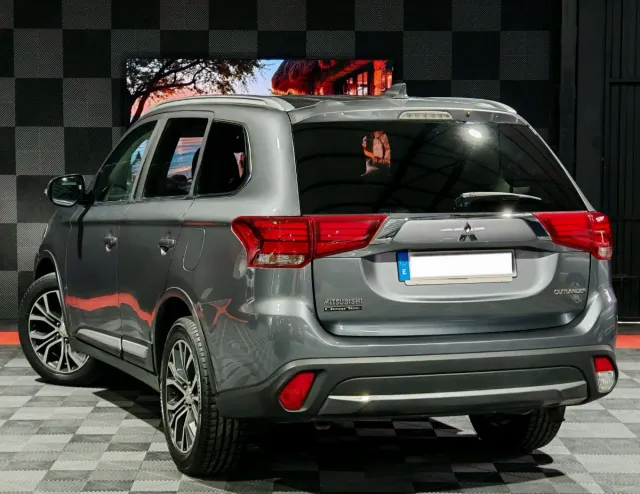Mitsubishi Outlander 2.2 DI-D 150CV - 2017