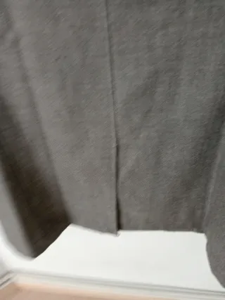 Chaqueta abrigo hombre gris bolsillos botones