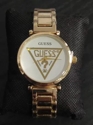 Reloj Guess Dorado y Blanco