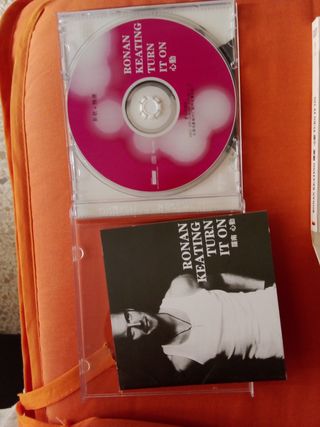 cd deluxe ronan keating turn it on asian edition
