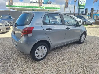 Toyota Yaris 2009