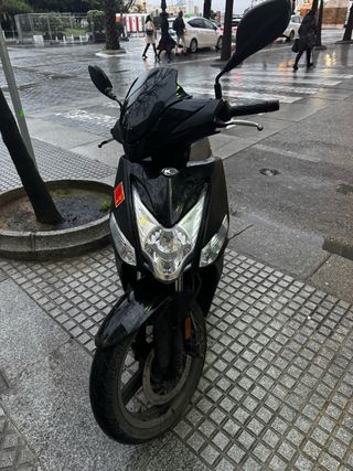 Kymco Agility 125 Negra