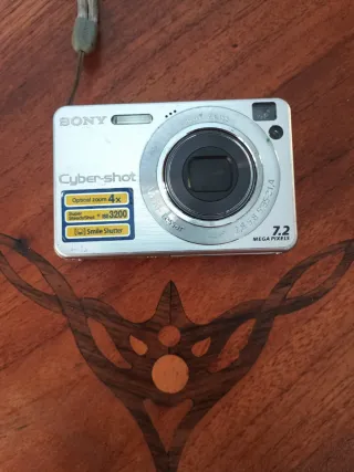 Cámara Sony Cyber-shot 7.2 MP