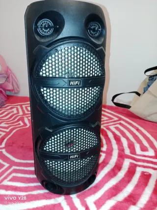 Altavoz Negro HiFi