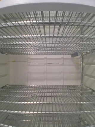 Congelador Vertical 1.80m x 0.60m x 0.60m