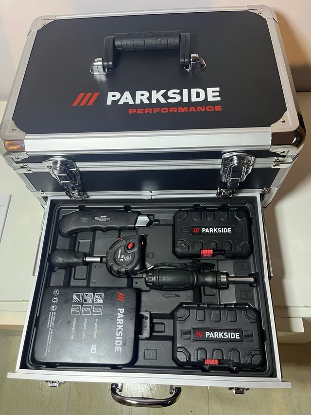 Taladro Percutor Parkside 20V Set 485603