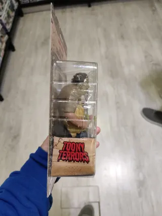 Figura Leatherface Bloody Toony Terrors NECA