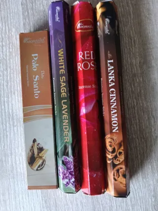 Pack 4 Inciensos AROMATIKA: Palo Santo, Rosa, Lava