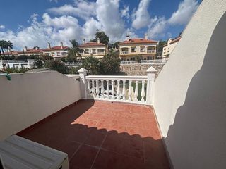 Casa pareada en alquiler en Torremuelle en Benalmádena
