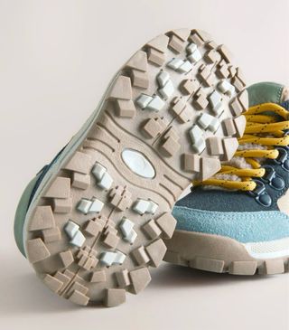 Botas de montaña para niño